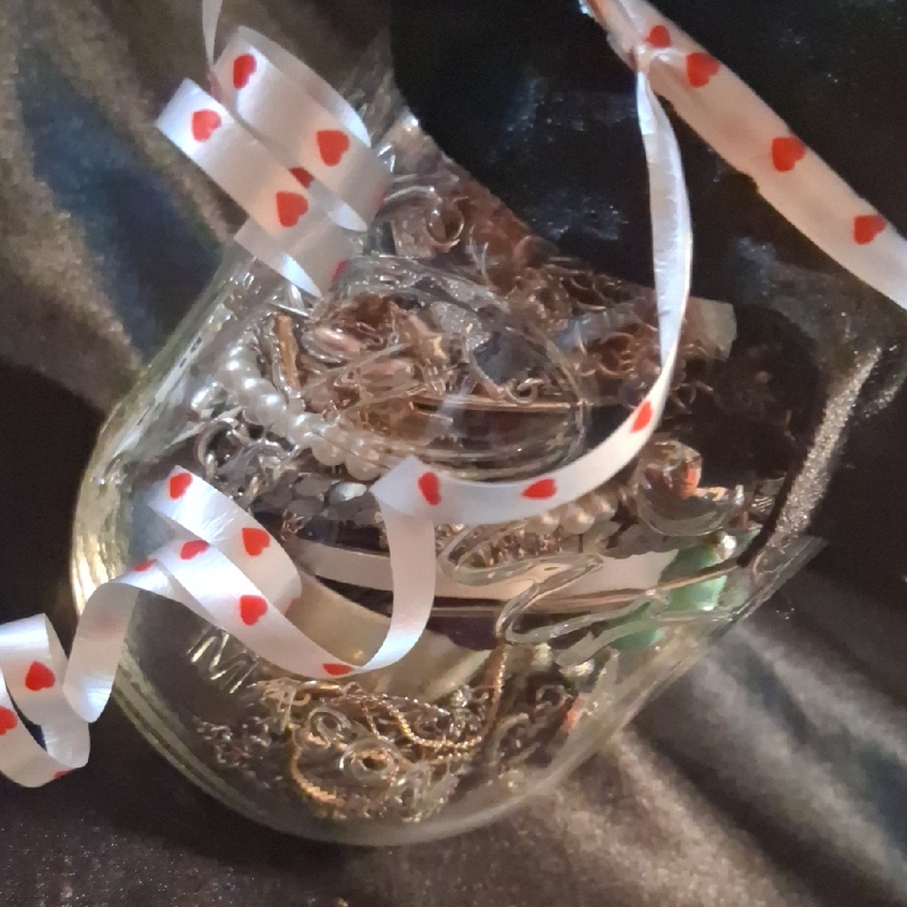 Mystery Jar Jewelry 3.85 Lb. 1 Pint Loaded . Earrings ,Necklaces, Bracelets .